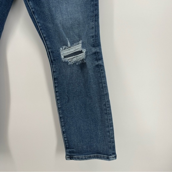 Good American Good Legs Stovepipe Distressed Jeans GLC1380T BLUE673 Size 15 - Picture 7 of 11